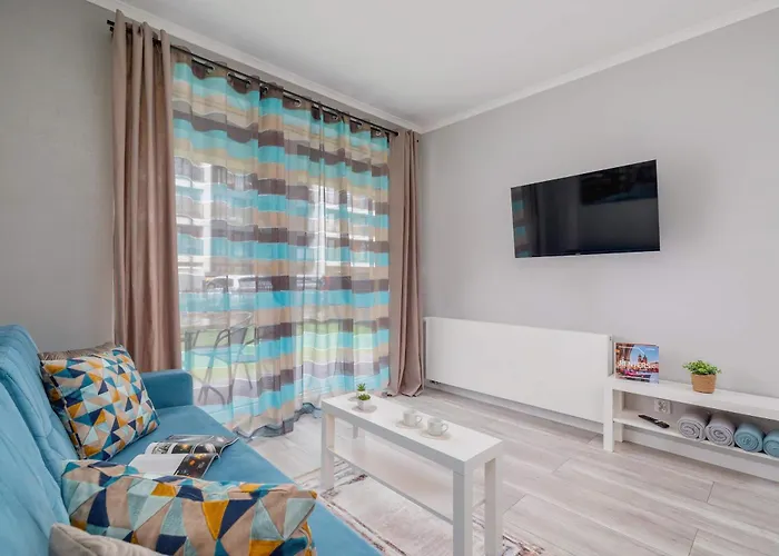 Cozy Apartment With Parking And Terrace In Krakow By Noclegi Renters