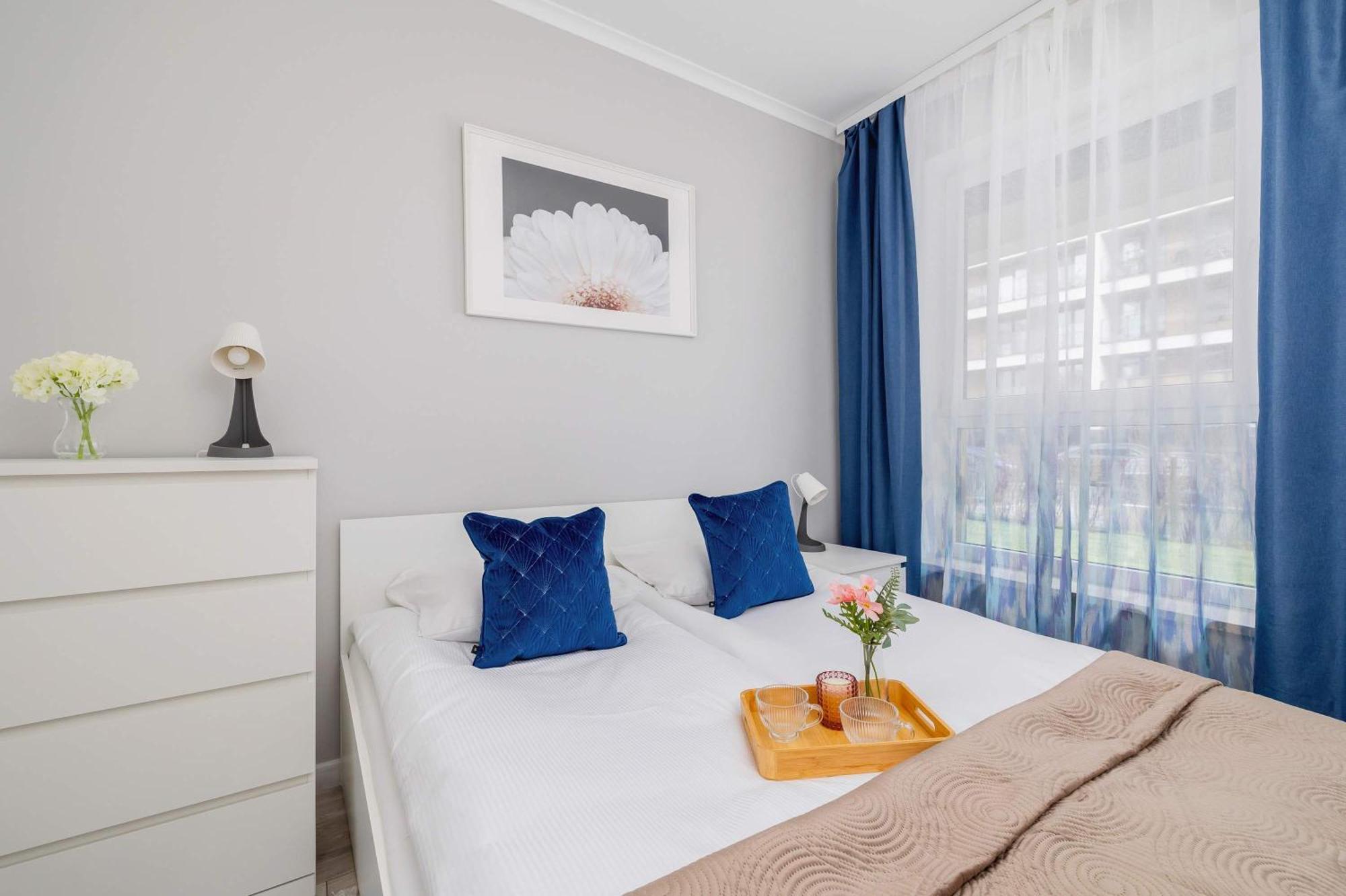 Cozy With Parking And Terrace In By Renters Krakov